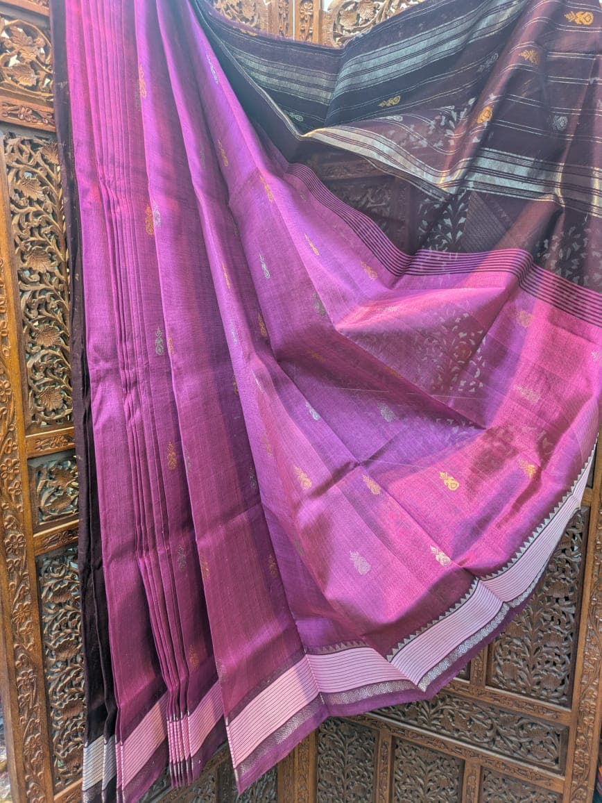 Peturu Silk Cotton Saree – Wine Purple & Charcoal Contrast Elegance 2