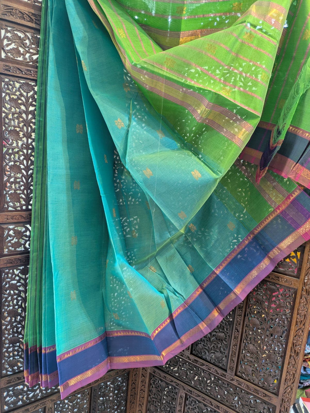 Peturu Silk Cotton Saree – Aqua Blue & Parrot Green Contrast 2