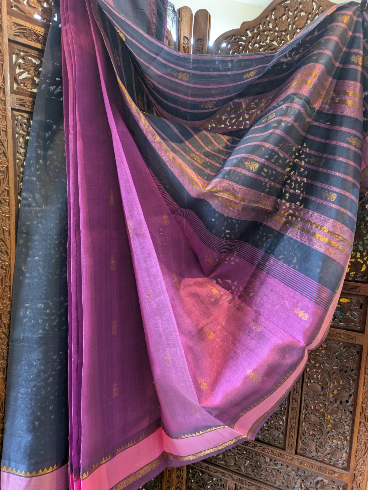 Peturu Silk Cotton Saree – Magenta & Midnight Blue Contrast 2