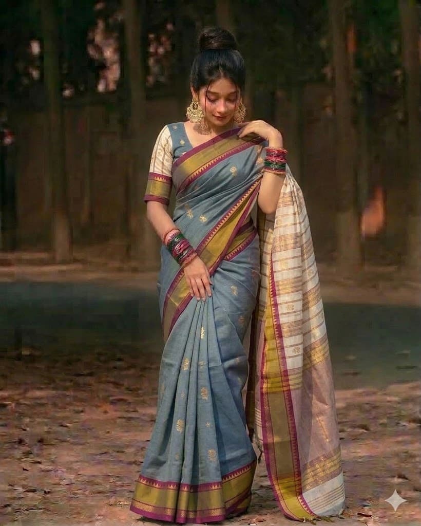 Peturu Silk Cotton Saree – Off White & Dove Grey Classic Contrast