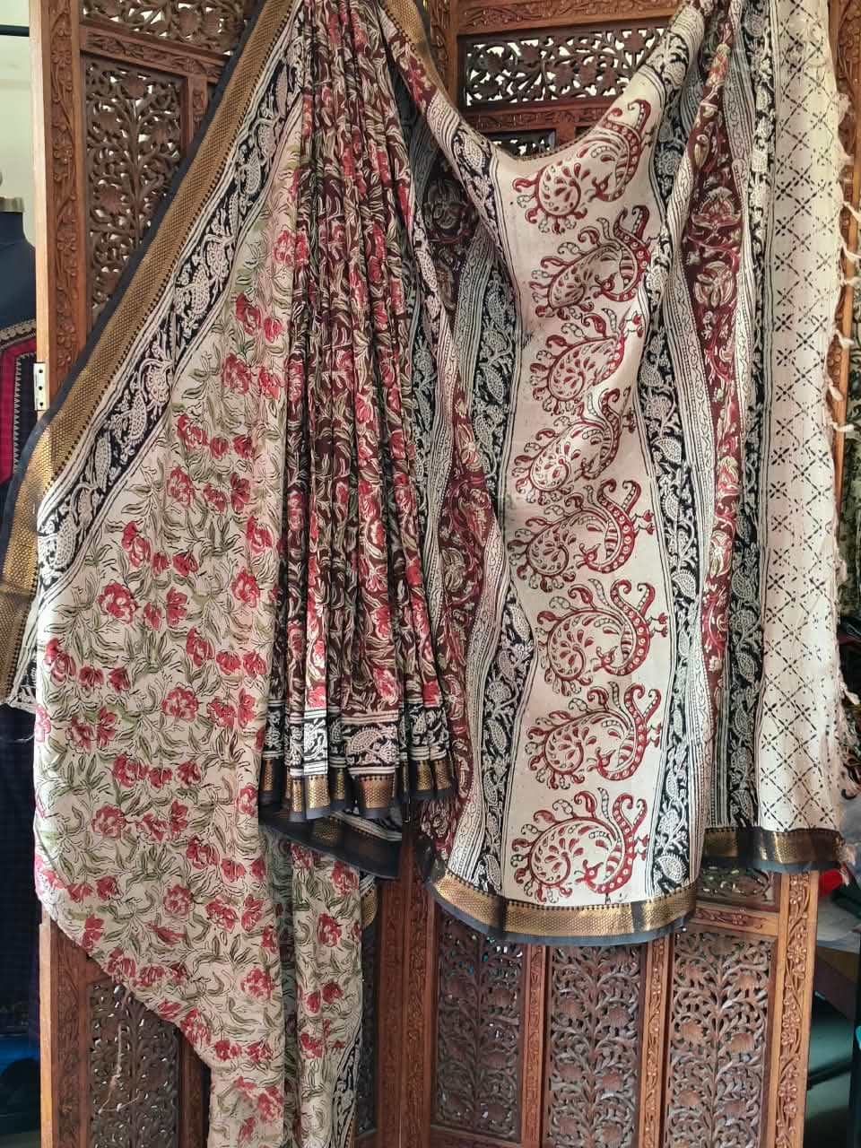mangalagiri saree with block print of kalamkari