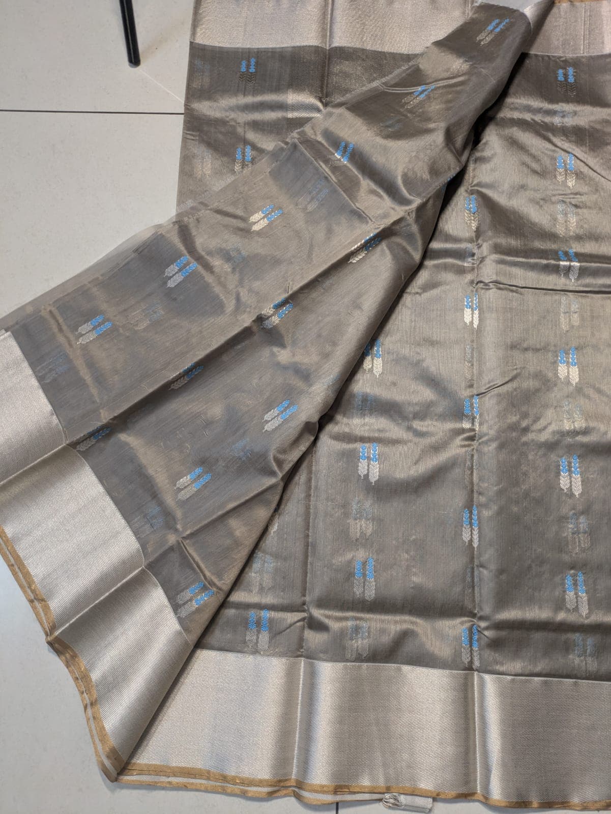 chandheri saree(pure handloom)